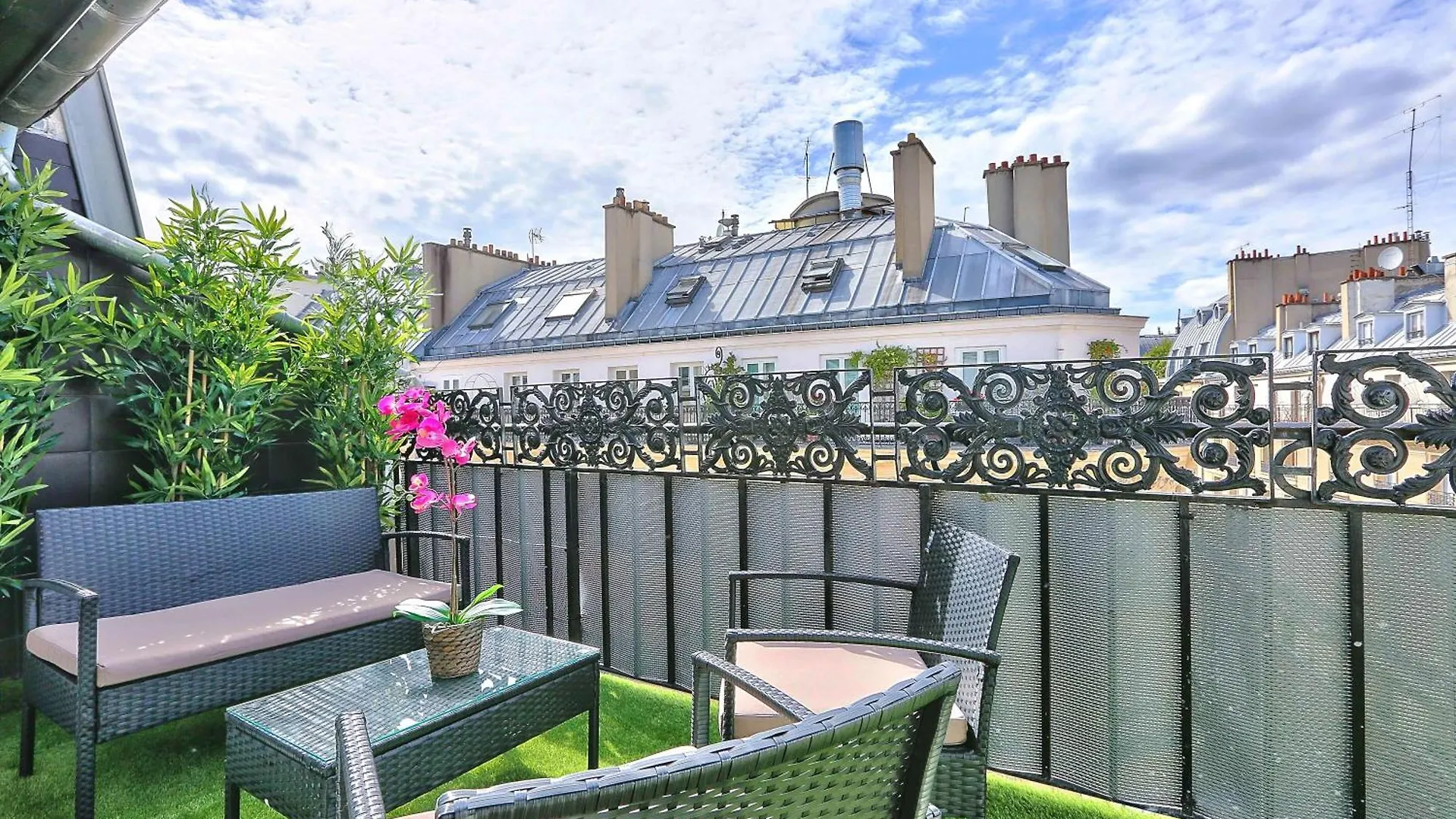 St Michel Apartment Paris