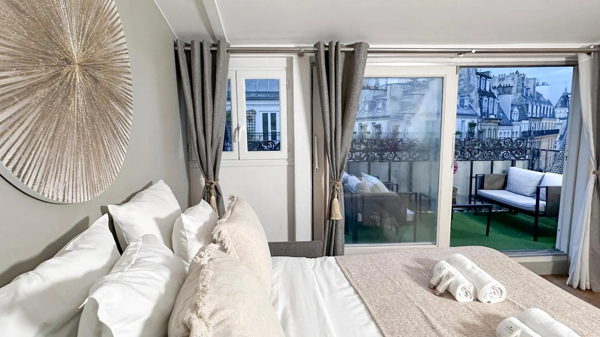St Michel Apartment Paris
